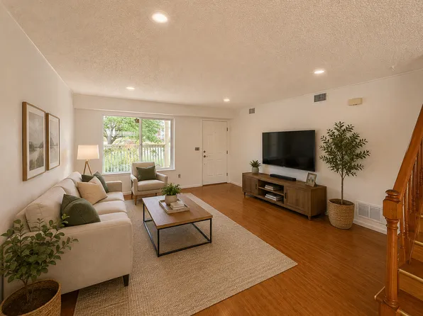 21315 E 40th Ave, Denver, CO 80249