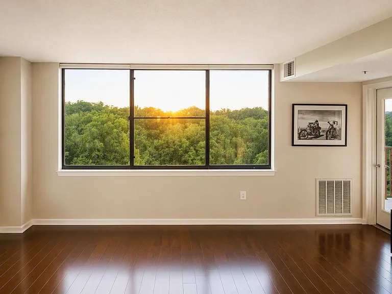 10101 Grosvenor Pl #1404 — Photo 3