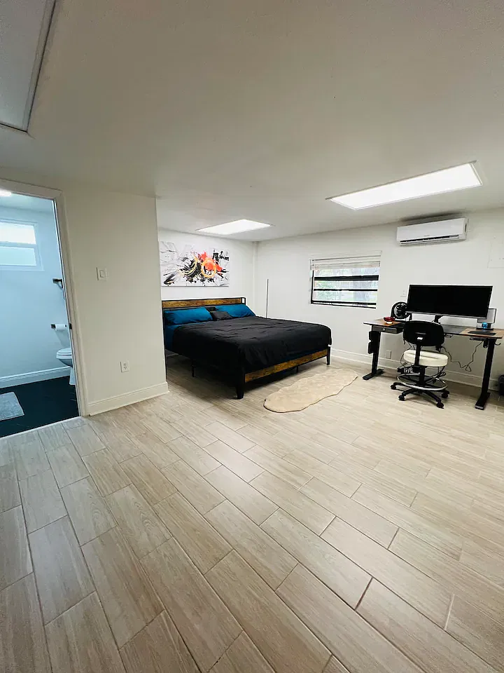 1 bed, 750 sqft, $1,800 — Photo 1