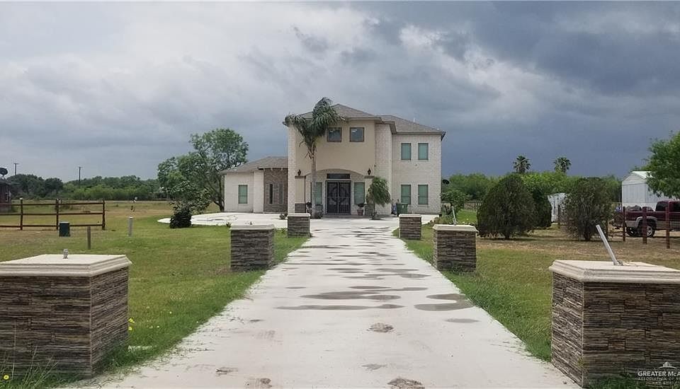 1st image of 28212 Lantana Lake Dr