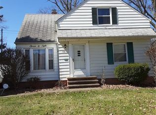 1108 Argonne Rd, South Euclid, OH 44121