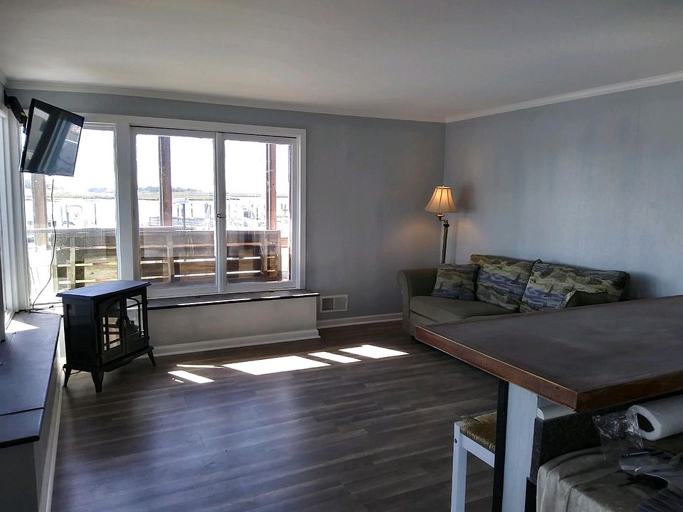817 Shawcrest Rd Wildwood Nj 08260 Zillow