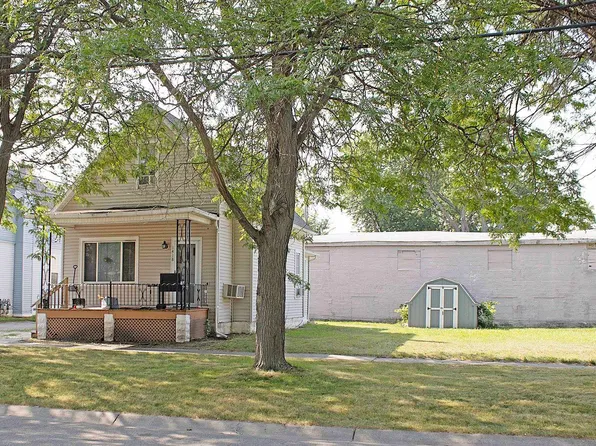 1418 Lincoln Ave, Port Huron, MI 48060