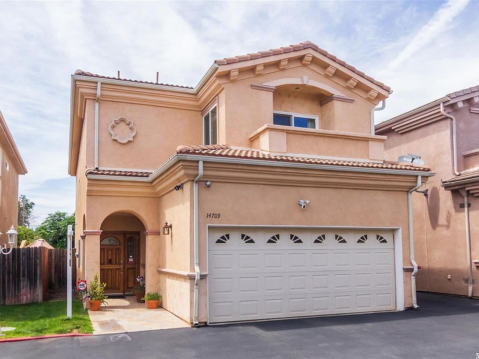 1st image of 14709 Forest Edge Dr