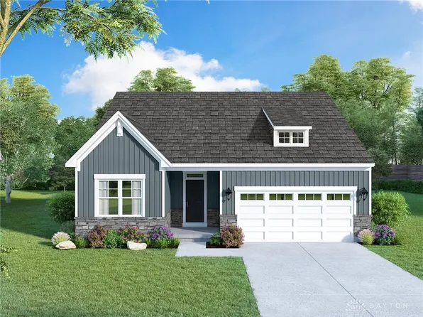 1243 Blue Spruce Ln, Wilmington, OH 45177