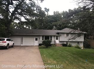 917 40th Ln, Anoka, MN 55303