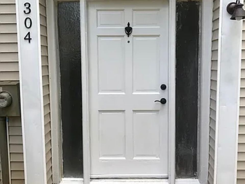 1st image of 304 Twiggs Cor