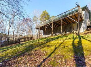 835 Lee Cir, Sevierville, TN 37862