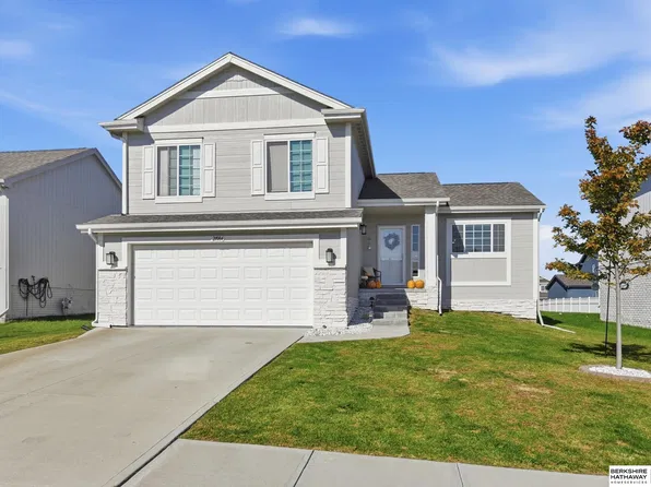21084 Polk St, Elkhorn, NE 68022