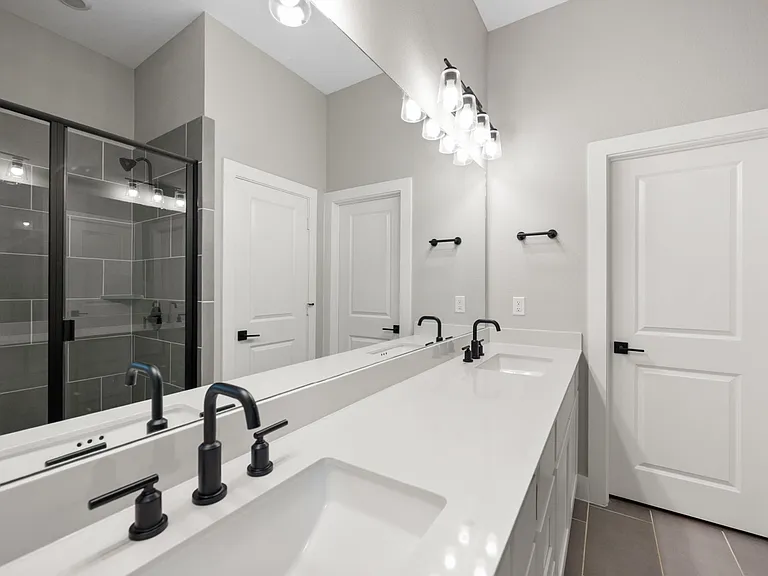 2341 Cobbler St — Photo 9