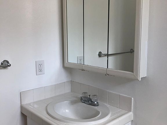 5th image of 15120 S Normandie Ave APT 31