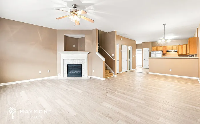 4203 Legacy Sq — Photo 4