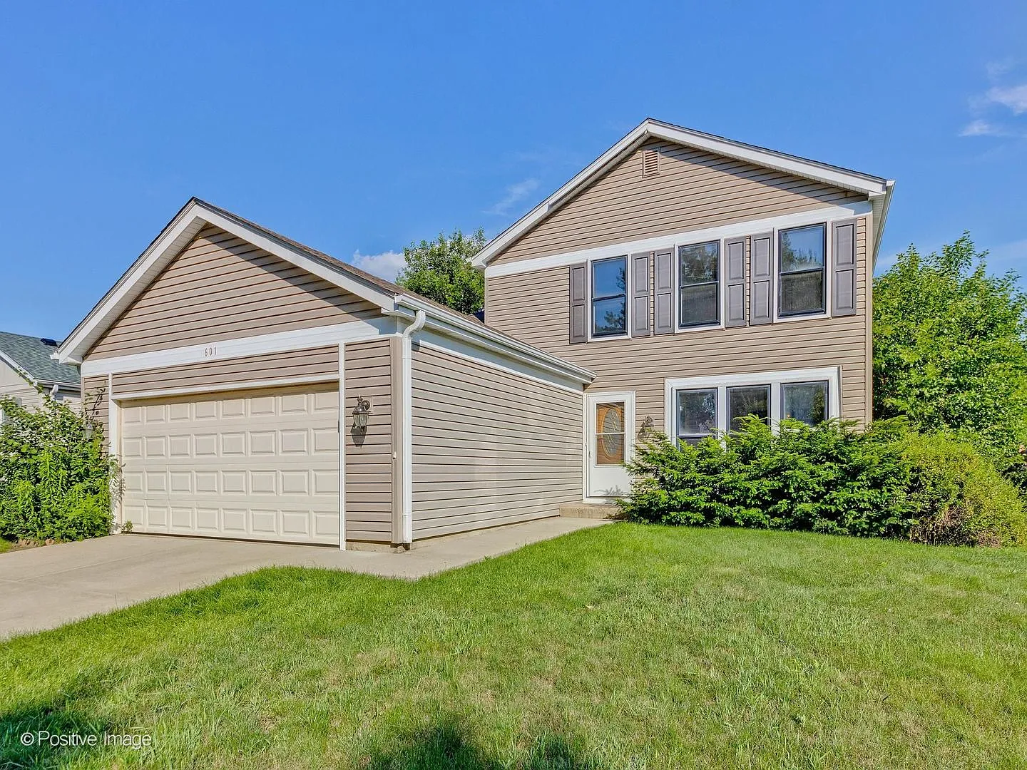 3 bed, 7.0 bath, 1932 sqft, $3,495 — Photo 2