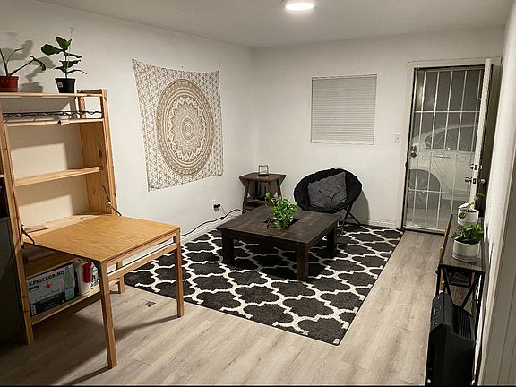3rd image of 5611 Temple City Blvd