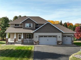 1620 Willow Creek Pkwy, Chippewa Falls, WI 54729