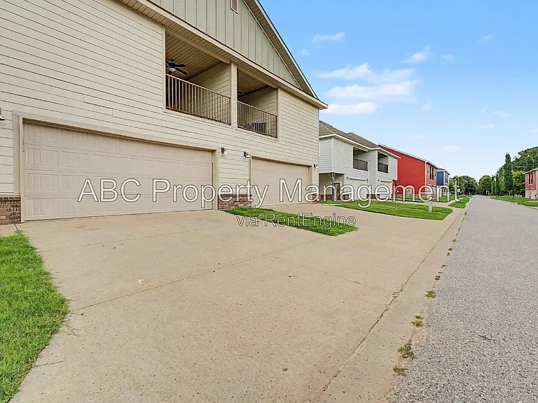 4133 W Sardinia Way — Photo 18