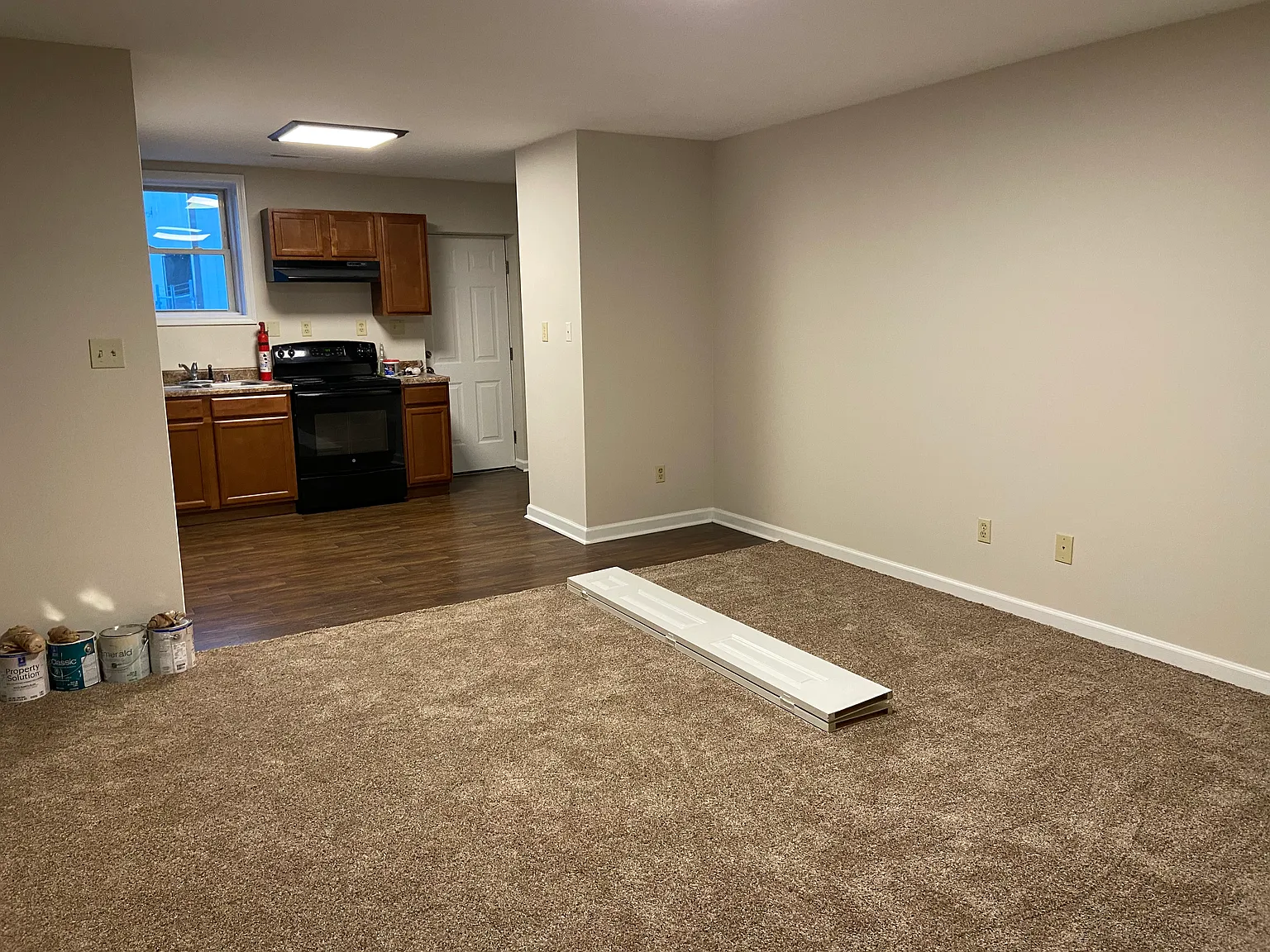2 bed, 1050 sqft, $900 — Photo 3