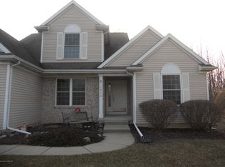 10564 Hart Hwy, Dimondale, MI 48821