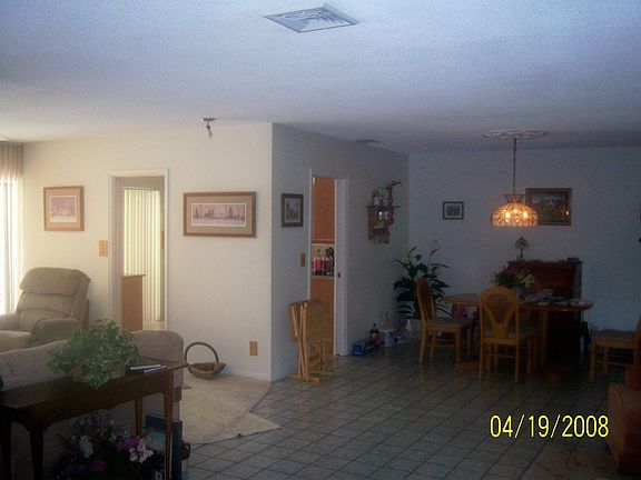lvng, fam, & dning rooms