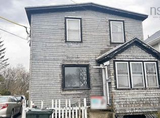 80 Swan St, Sydney, NS B1N2L8