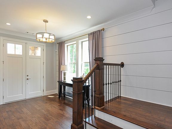 2nd image of 404 Bandon Way