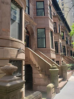 Rented by Oxford Property Group | media 42