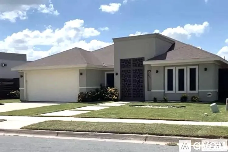 6821 Stone Oak — Photo 3