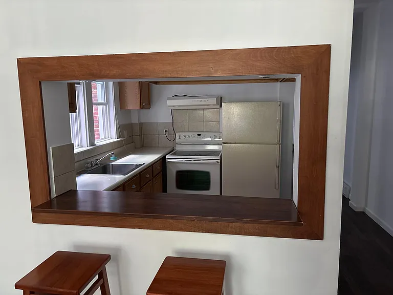 719 E Orange St #1 — Photo 8