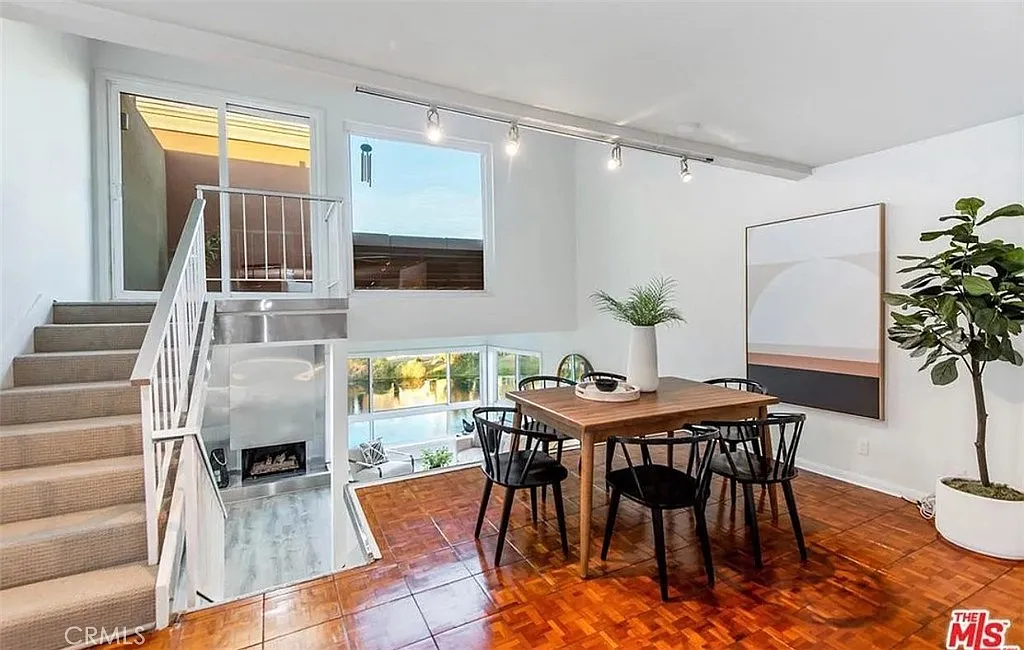 2 bed, 1406 sqft, $6,250 — Photo 4