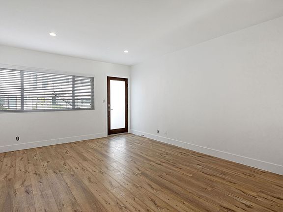 Large 1bd