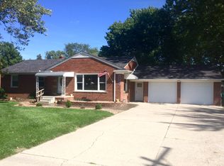 54564 Romeo Plank Rd, Macomb, MI 48042