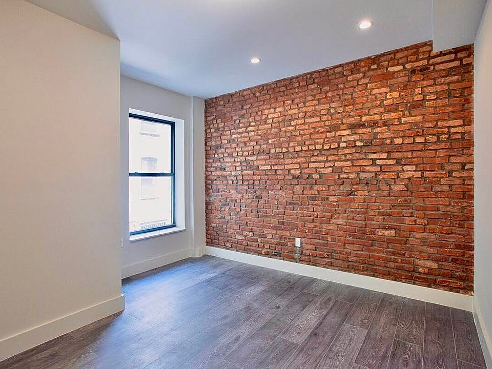 2nd image of 1578 Union St #2G