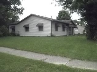 1200 Jeanette Dr, Dayton, OH 45432