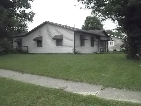 1200 Jeanette Dr, Dayton, OH 45432