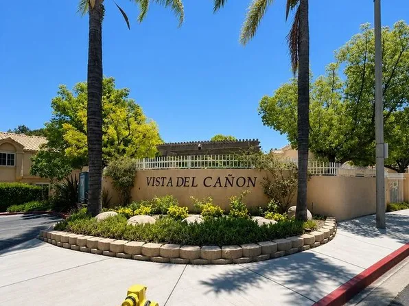 18822 Vista Del Canon Unit F, Santa Clarita, CA 91321