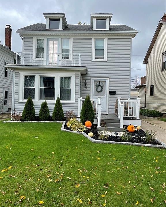 1st image of 99 Mayville Ave