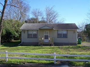 1515 McLain St, Taylor, TX 76574