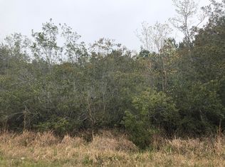 120 Victoria Ln, Pass Christian, MS 39571