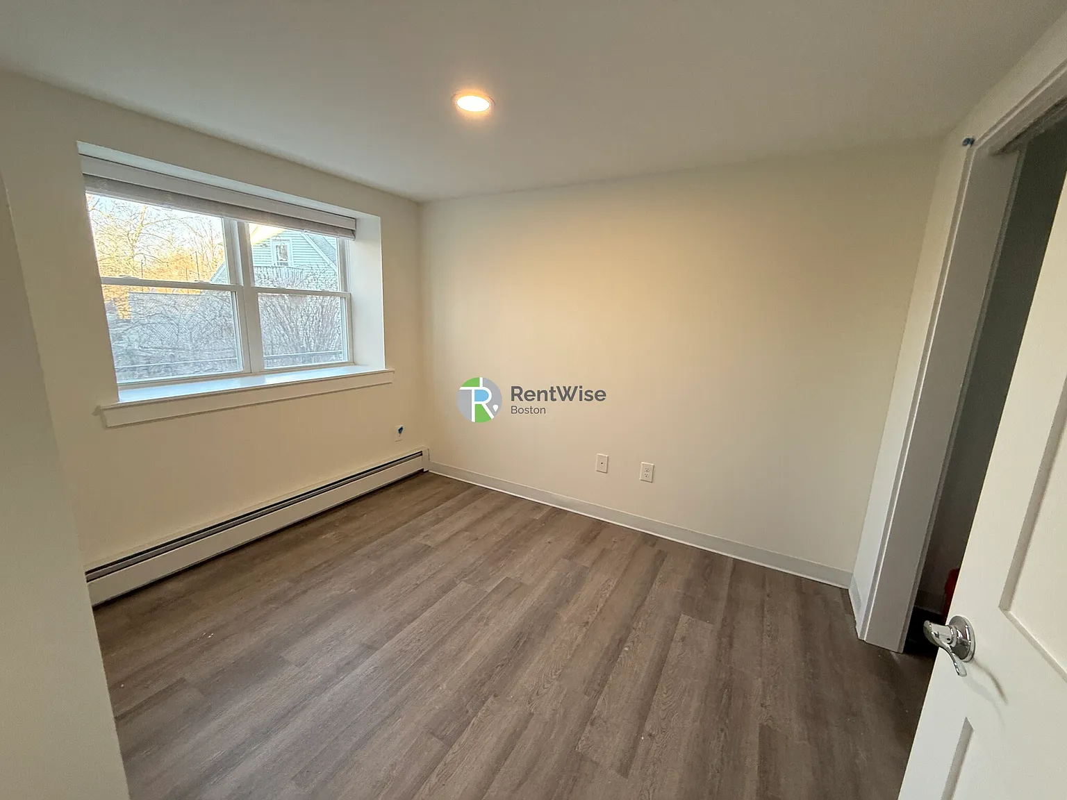 1 bed, 1.0 bath, $2,025 — Photo 4