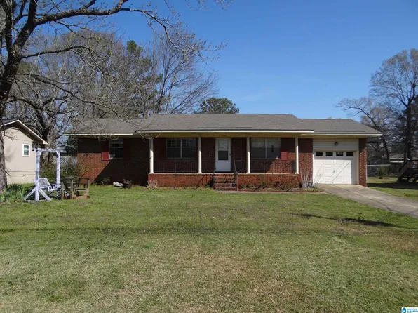 3227 Daniel Dr, Moody, AL 35004