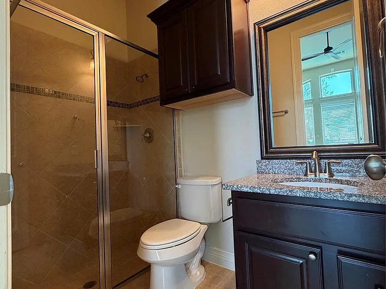 5423 Lachlan Springs Ln — Photo 35