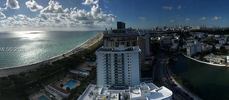 2555 Collins Ave #Penthouse 214 — Photo 10