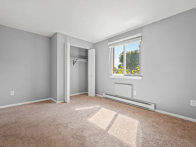 139 Hilliard St #D — Photo 8