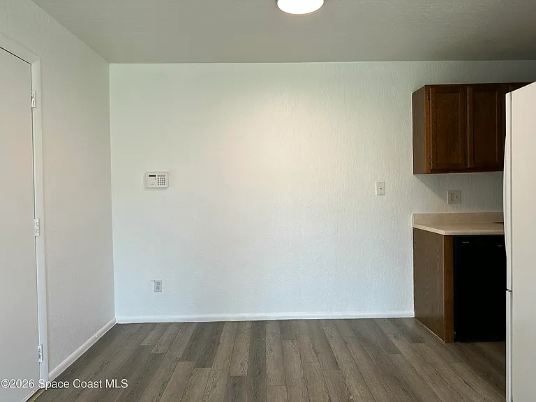 2130 Forest Knoll Dr NE #202 — Photo 4