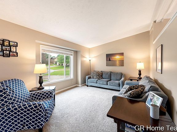 5th image of 2304 Brookfarm Ct SE