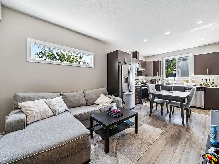 90 Redstone Mews NE #90 — Photo 7