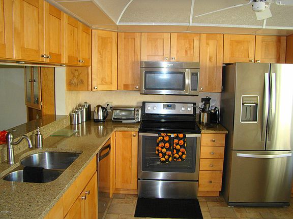 5th image of 2050 Atlantic St APT 314