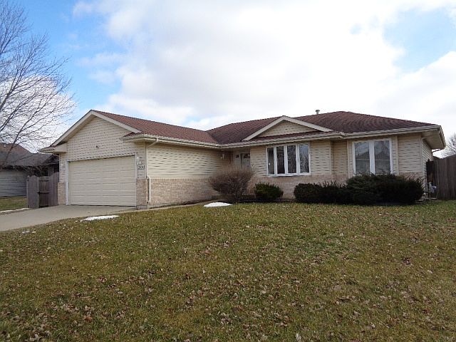 1st image of 2904 Old Kent Dr