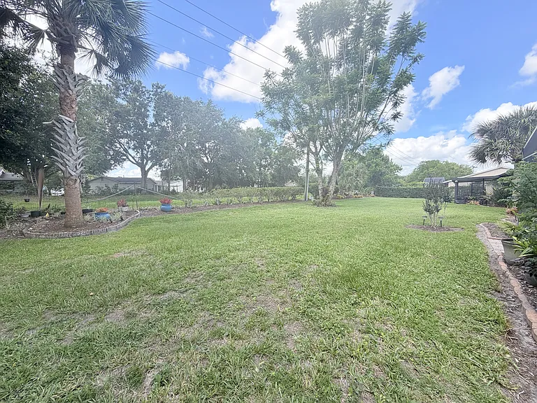 4822 Gamling Ln — Photo 18