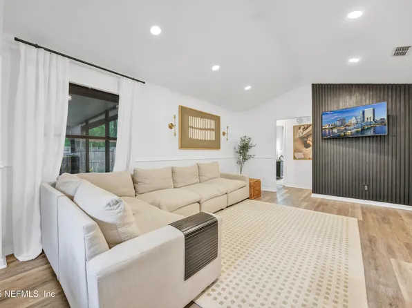 3649 LUMBERJACK Way, Jacksonville, FL 32223